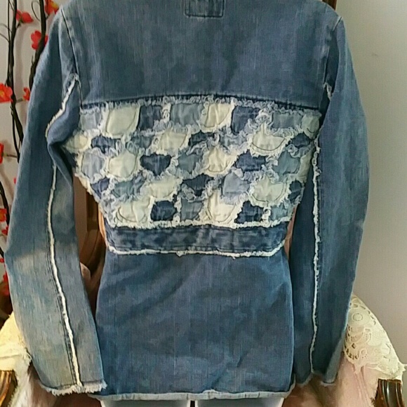 Detailed levi material jacket - Picture 3 of 4